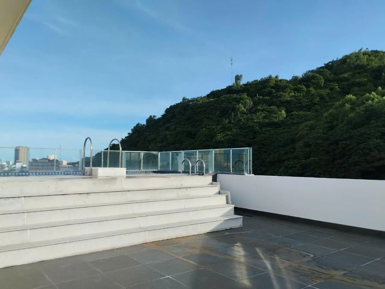 Blue Sea Luxury Hotel & Apartment Vung Tau